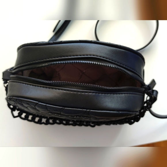 Betsey Johnson Heart Quilted Crossbody - Picture 7 of 9